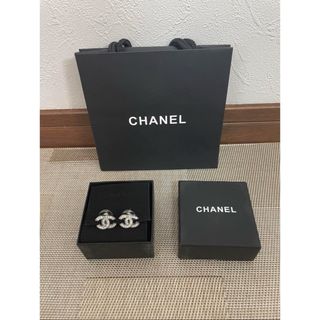 本日限定価格　CHANEL ヴィンテージボタンチャーム ピアス刻印あり