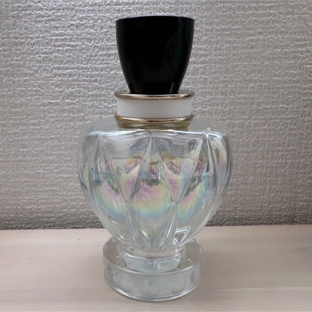 miumiu(ミュウミュウ)のミュウミュウ　ツイストオードマグノリア100ml コスメ/美容の香水(香水(女性用))の商品写真