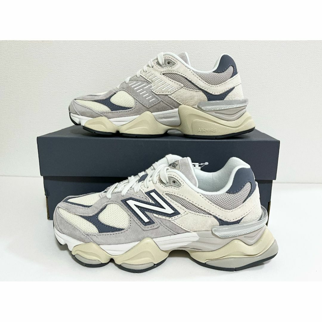 New Balance(ニューバランス)の【新品】24.5cm ニューバランス　U9060EEB　ベージュ レディースの靴/シューズ(スニーカー)の商品写真