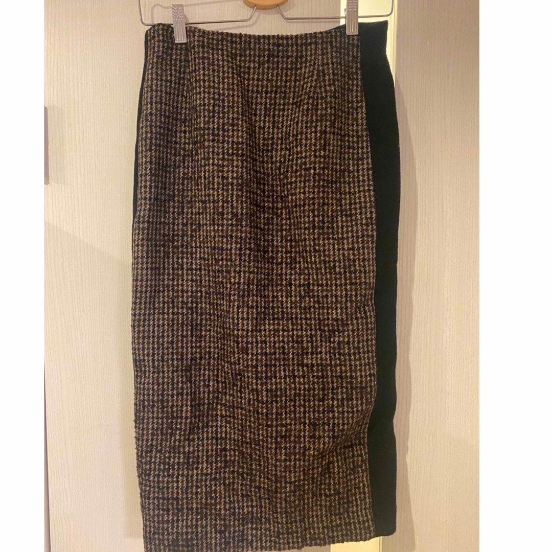 IENA(イエナ)のIENA 辻直子コラボ　バイカラーチェックスカート レディースのスカート(ひざ丈スカート)の商品写真