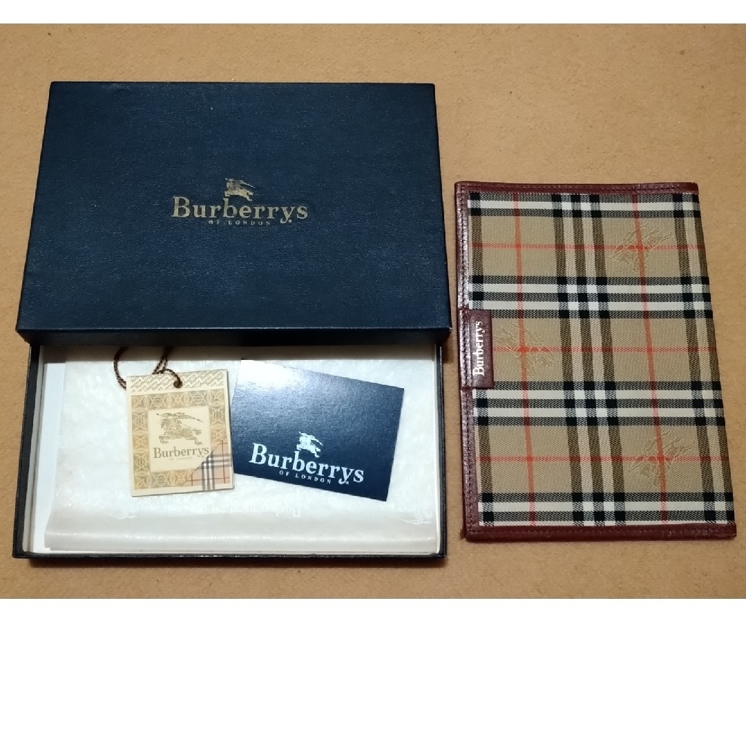 BURBERRY(バーバリー)のBurberry's ブックカバー インテリア/住まい/日用品のインテリア/住まい/日用品 その他(その他)の商品写真