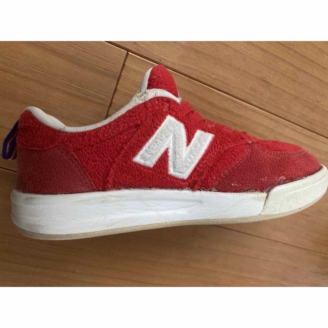 New Balance(ニューバランス)のニューバランス　サイズ17.5cm  赤 キッズ/ベビー/マタニティのキッズ靴/シューズ(15cm~)(スニーカー)の商品写真