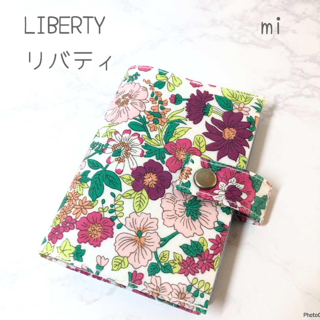 LIBERTY.(リバティ)のリバティ　カードケース　ミニ ハンドメイドの文具/ステーショナリー(その他)の商品写真