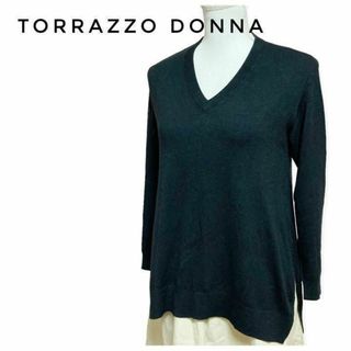 トラッツォドンナ(TRAZZO DONNA)のTORRAZZO DONNA  Vネック ブラック 長袖ニット(ニット/セーター)