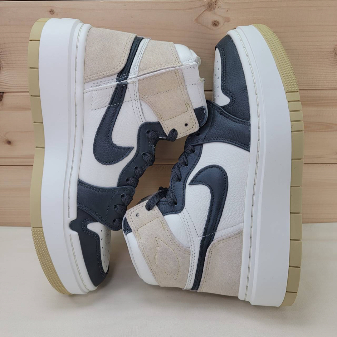 Jordan Brand(NIKE) - ナイキ ウィメンズ エアジョーダン1 Jordan Brand(NIKE) - ナイキ ウィメンズ エアジョーダン1