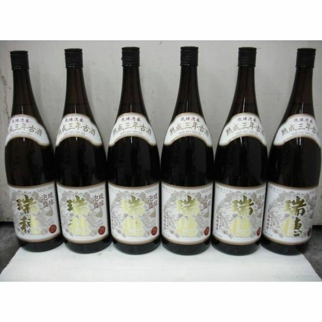 瑞穂酒造】琉球泡盛 瑞穂 熟成三年古酒 25度 1.8L 6本 瑞穂酒造】琉球泡盛 瑞穂 熟成三年古酒 25度 1.8L 6本