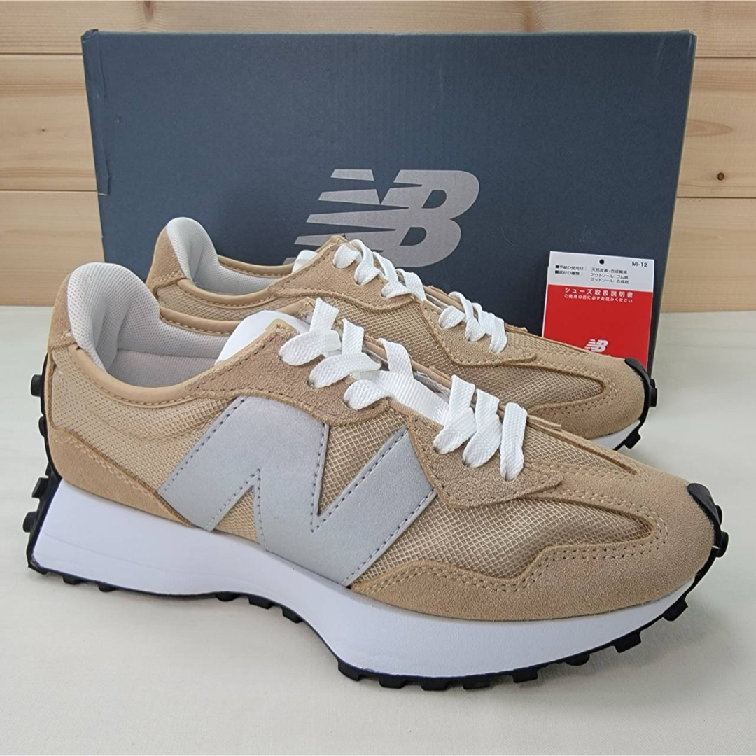 New Balance(ニューバランス)のニューバランス MS327ME1 ベージュ 22.5cm レディースの靴/シューズ(スニーカー)の商品写真