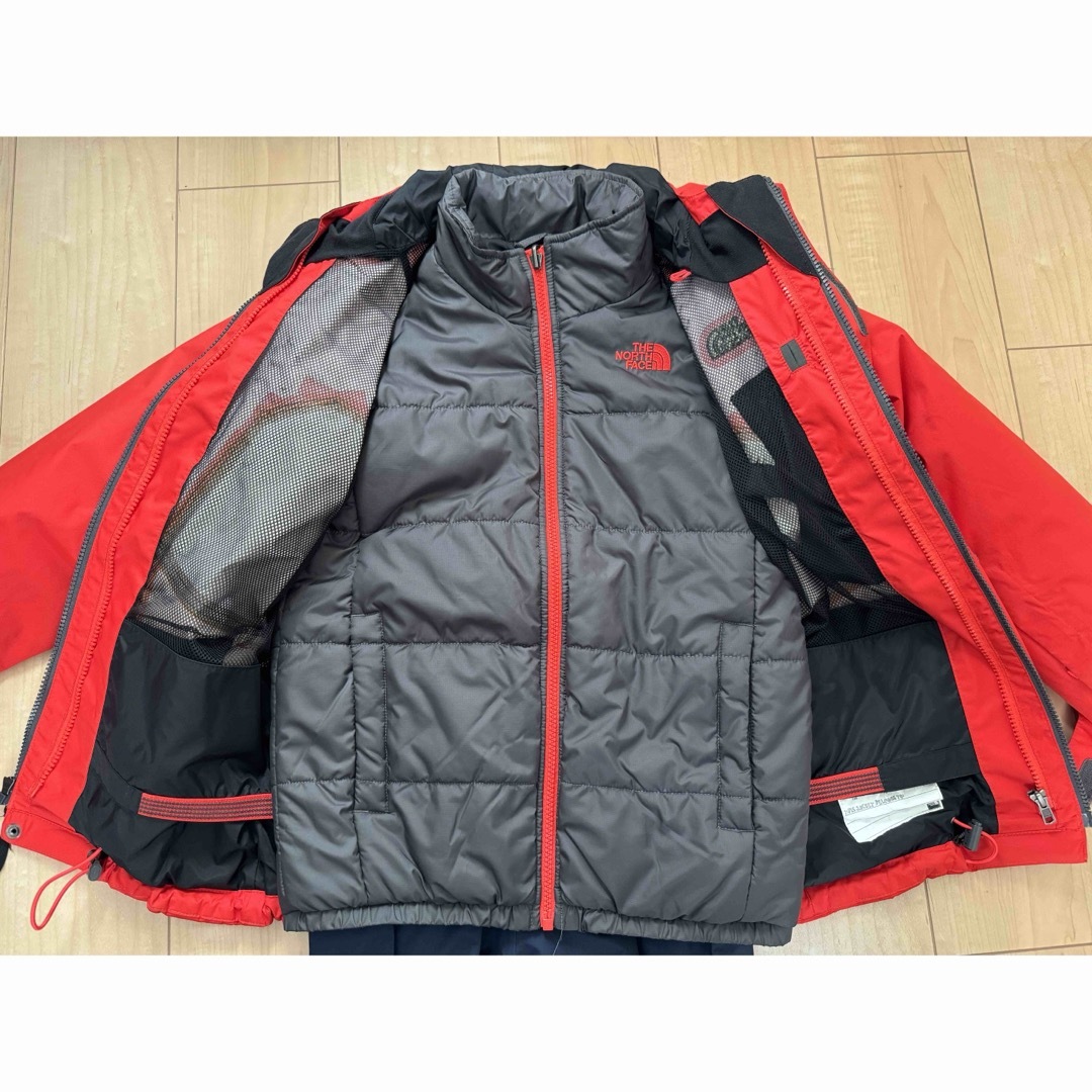 THE NORTH FACE(ザノースフェイス)の⭐︎ノースフェイス　スキーウエア　インナーダウン　２点セット　キッズ⭐︎⭐︎ スポーツ/アウトドアのスキー(ウエア)の商品写真