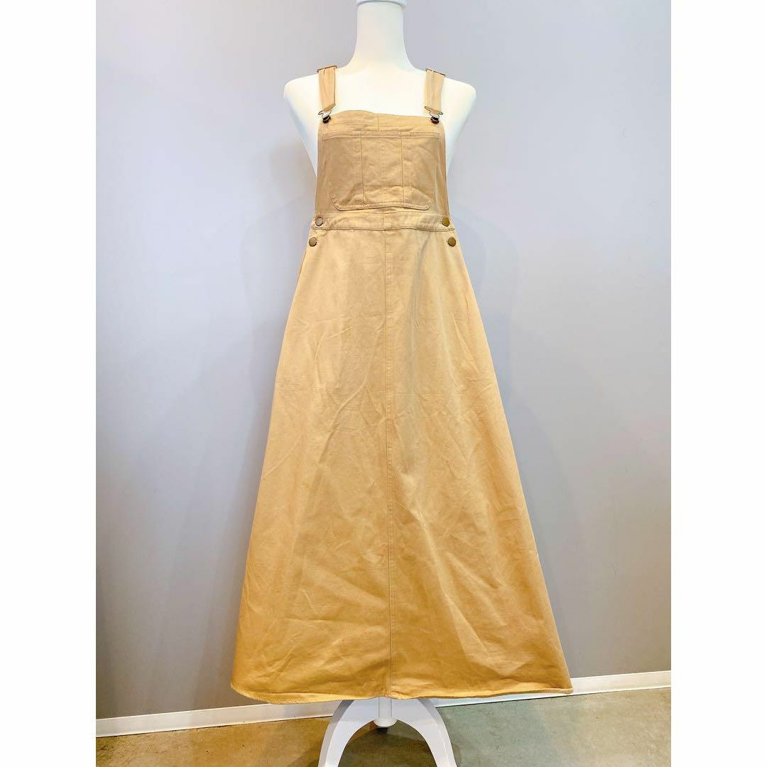 titivate(ティティベイト)のtitivate  フレアジャンパースカート　サイズS レディースのパンツ(サロペット/オーバーオール)の商品写真