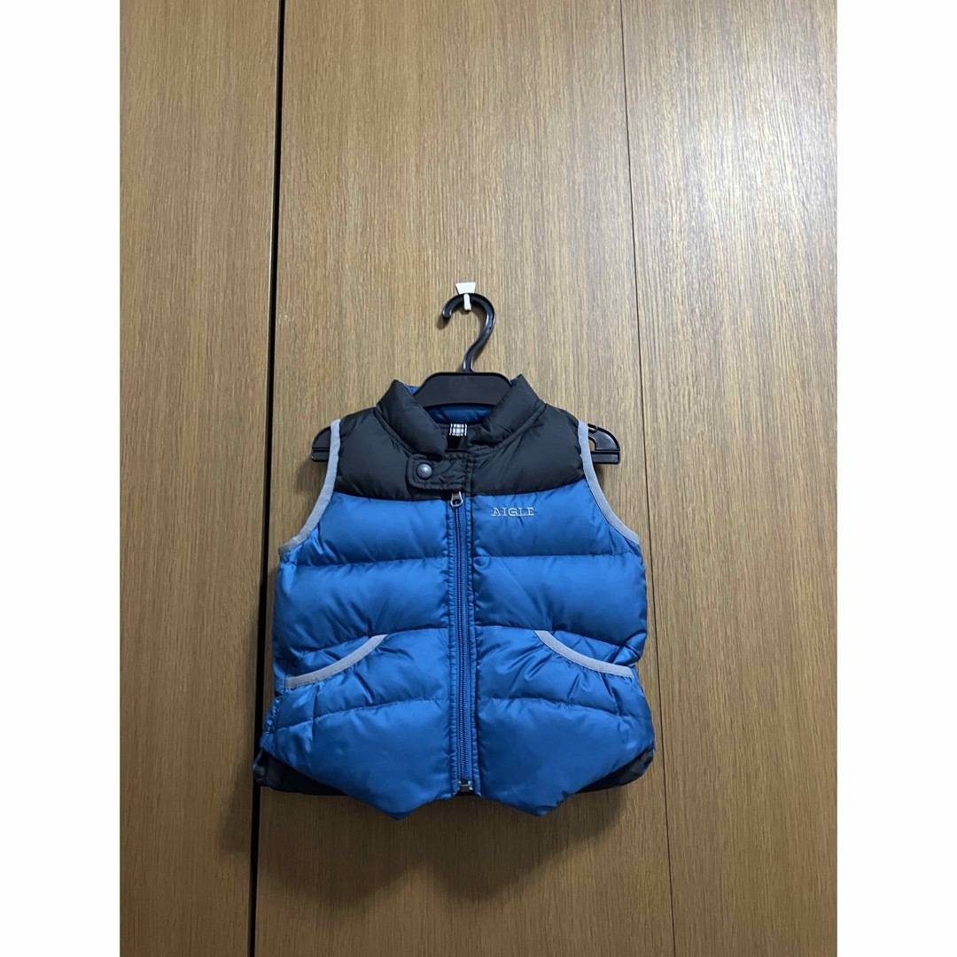 AIGLE(エーグル)のAIGLE   エーグル　90  キッズ　ベビー　ダウンベスト キッズ/ベビー/マタニティのキッズ服男の子用(90cm~)(ジャケット/上着)の商品写真