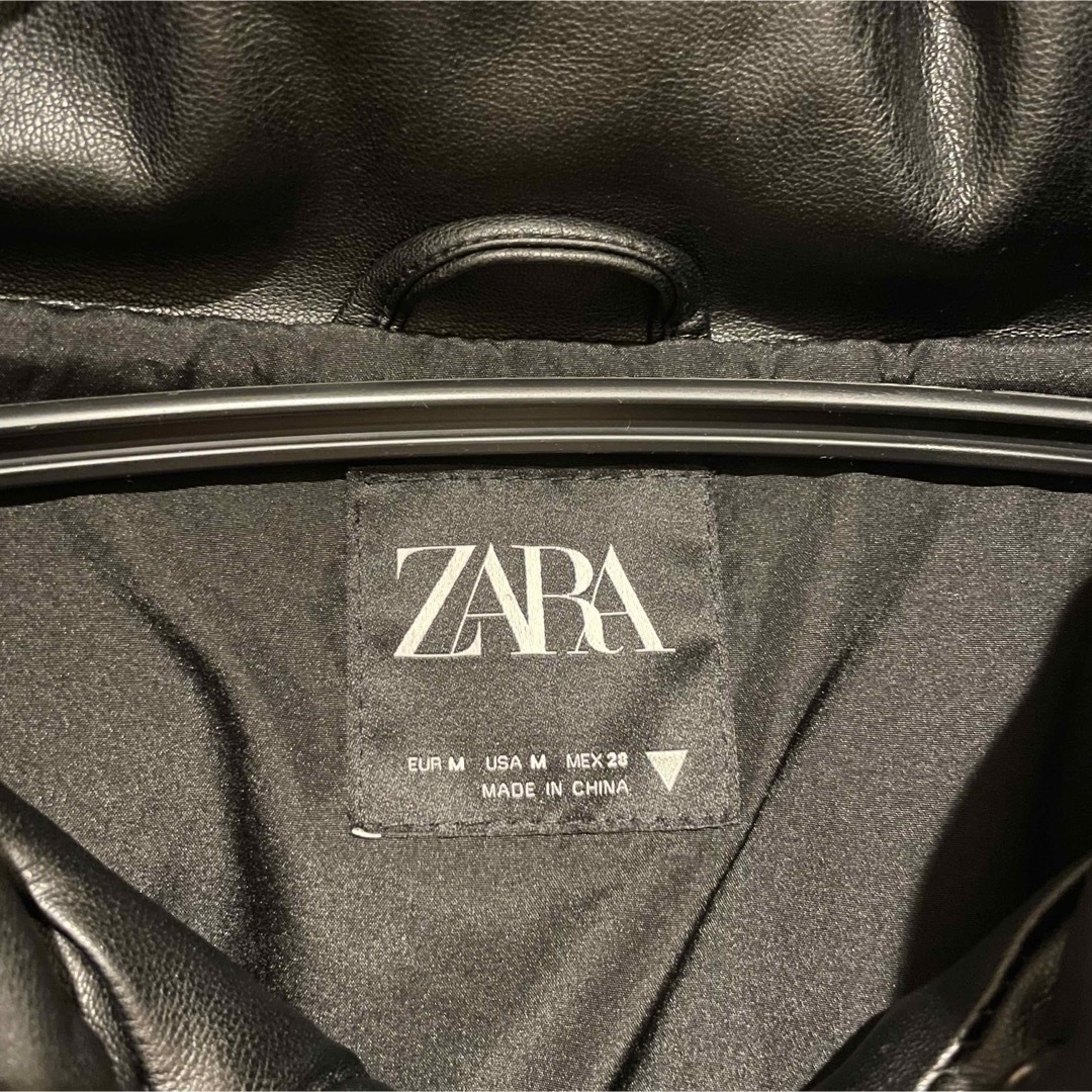 ZARA(ザラ)のZARA アウター レディースのジャケット/アウター(ブルゾン)の商品写真