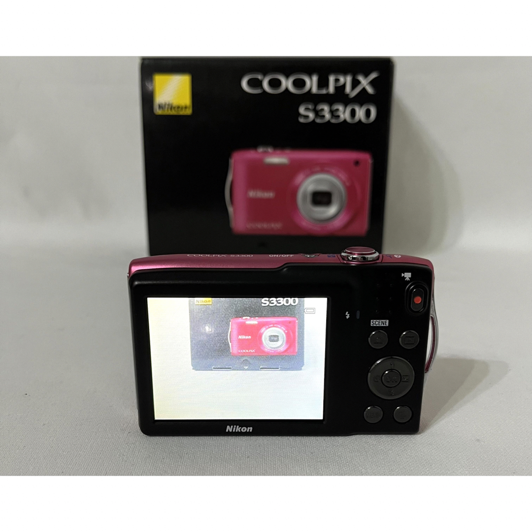 Nikon(ニコン)の【付属品多数☆送料込み】Nikon デジタルカメラ COOLPIX S3300 スマホ/家電/カメラのカメラ(コンパクトデジタルカメラ)の商品写真