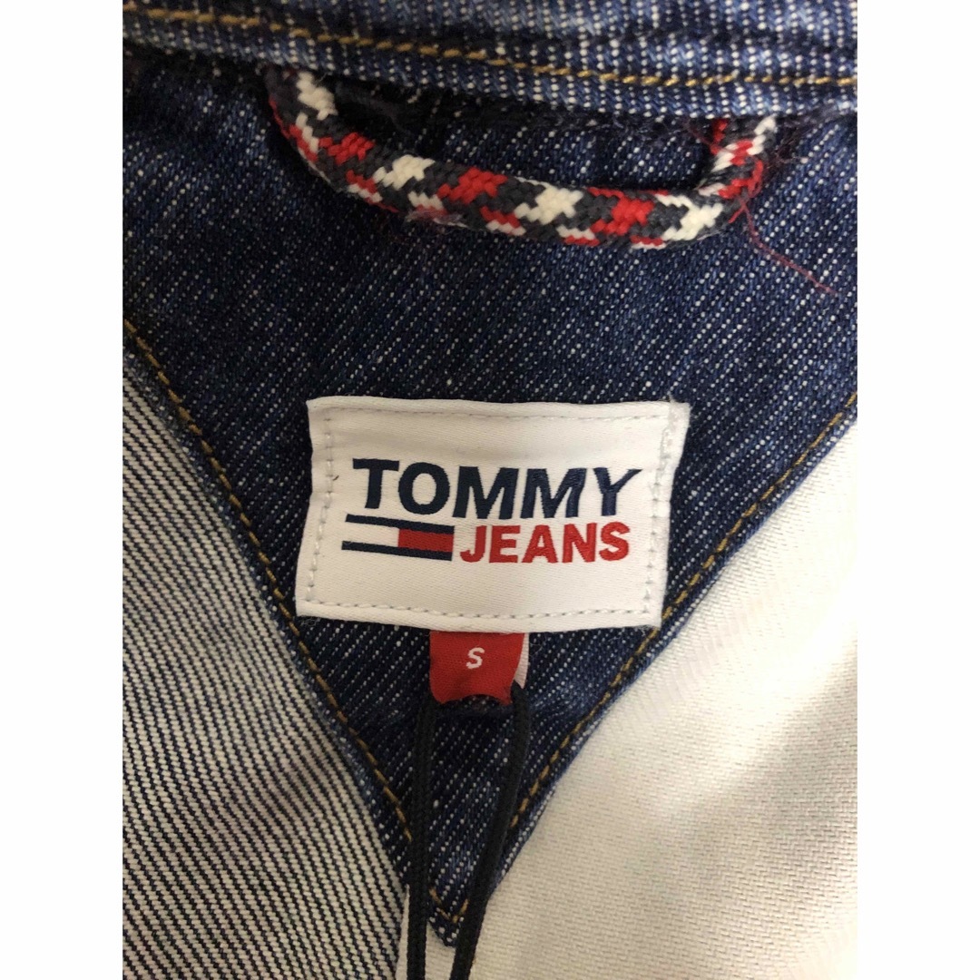 TOMMY JEANS(トミージーンズ)の限定 TOMMY HILFIGER JEANS アーカイブデニムフードジャケット メンズのジャケット/アウター(Gジャン/デニムジャケット)の商品写真