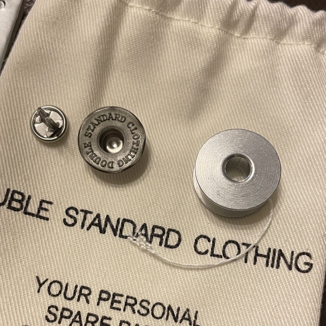 DOUBLE STANDARD CLOTHING(ダブルスタンダードクロージング)のDOUBLE STANDARD CLOTHING ダブスタ タックボタン デニム レディースのレディース その他(その他)の商品写真