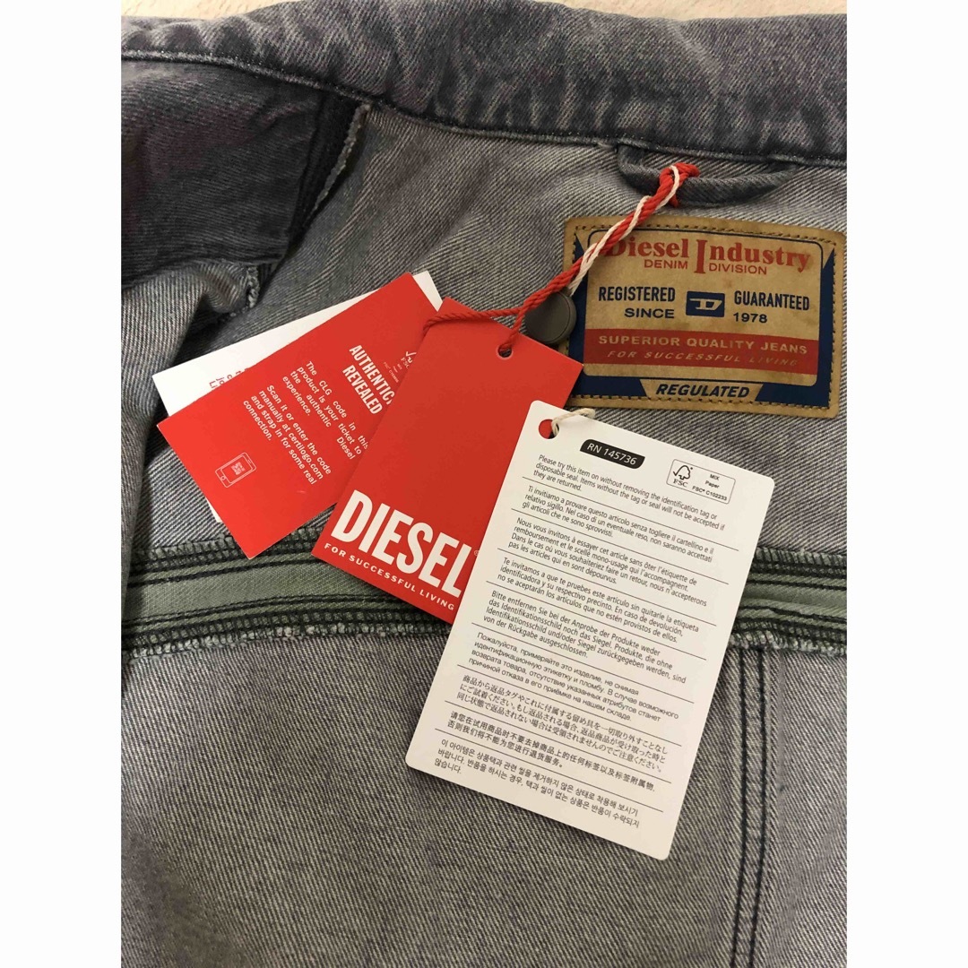 DIESEL(ディーゼル)の【海外限定】DIESEL ディーゼル D-ROLK デニムコーチワークジャケット メンズのジャケット/アウター(Gジャン/デニムジャケット)の商品写真