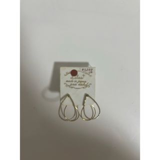 ピアス(ピアス)