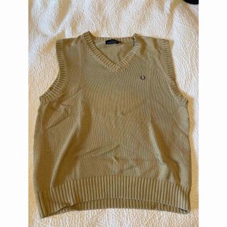 フレッドペリー(FRED PERRY)のFRED PERRY ベスト　ベージュ(ベスト)