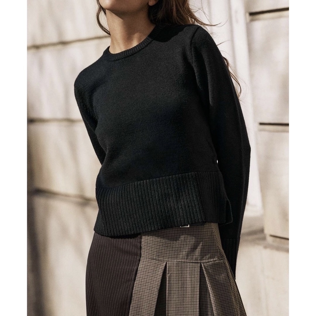 ZARA(ザラ)のCROPPED KNIT SWEATER WITH SLITS 3519123 レディースのトップス(ニット/セーター)の商品写真