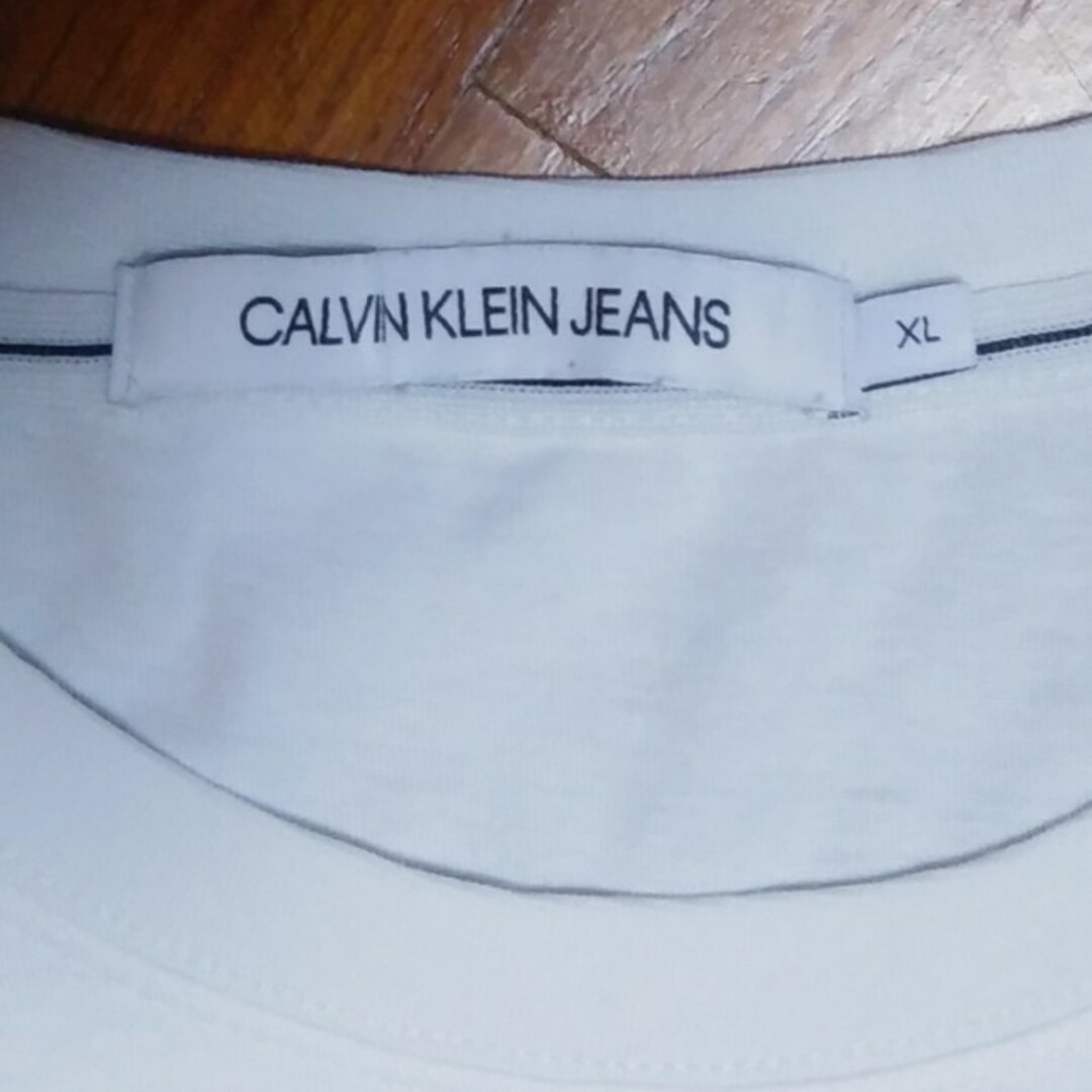 Calvin Klein(カルバンクライン)のカルバンクライン　Tシャツ　ＸＬ メンズのトップス(Tシャツ/カットソー(半袖/袖なし))の商品写真