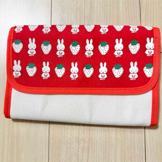 ミッフィー(miffy)のmiffy ミッフィー 苺 じゃばら(母子手帳ケース)