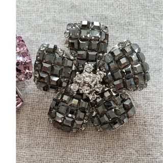 フォクシー(FOXEY) ブローチ/コサージュの通販 400点以上 | フォクシー フォクシー(FOXEY) ブローチ/コサージュの通販 400点以上 | フォクシー