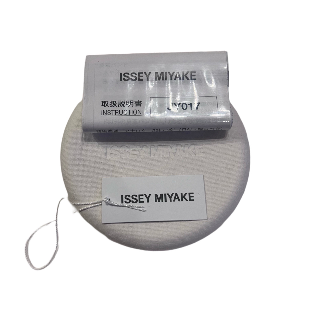 ISSEY MIYAKE(イッセイミヤケ)の希少★ISSEY MIYAKE イッセイミヤケ クリア腕時計 ユニセックス メンズの時計(腕時計(アナログ))の商品写真