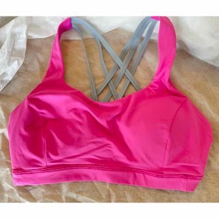 ルルレモン(lululemon)の中古品lululemonルルレモンブラトップスサイズSピンク×グレー(ヨガ)