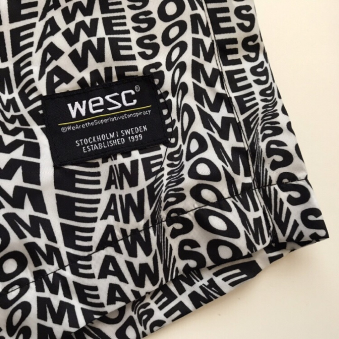 WeSC - 【新品】wesc ウィーエスシー USA メンズ 水着 M 白黒ロゴ柄 