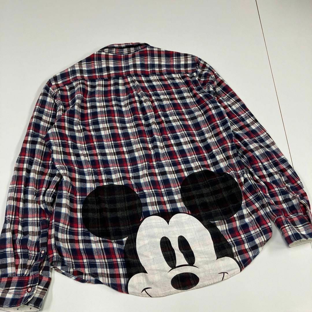 Disney(ディズニー)の古着　ネルシャツ　チェック柄　Mickey ミッキー　ディズニー　刺繍　プリント メンズのトップス(シャツ)の商品写真