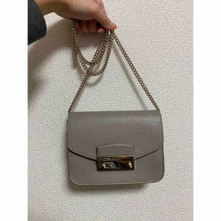 フルラ(Furla)の【週末限定SALE】美品FURLA メトロポリス　チェーンバック　ベージュ(ショルダーバッグ)