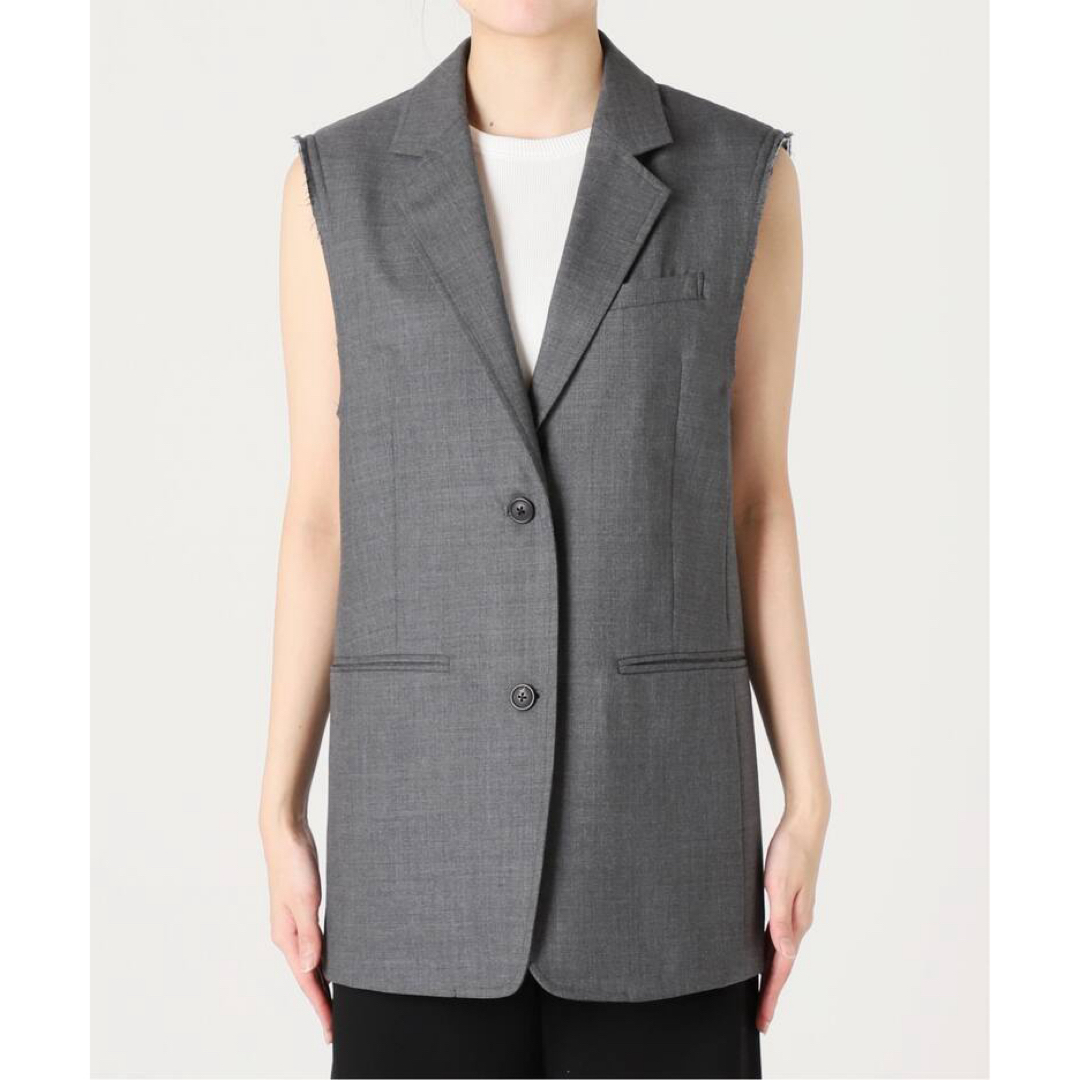 L'Appartement DEUXIEME CLASSE(アパルトモンドゥーズィエムクラス)の✴︎新品✴︎ L'Appartement Masculine Vest レディースのトップス(ベスト/ジレ)の商品写真