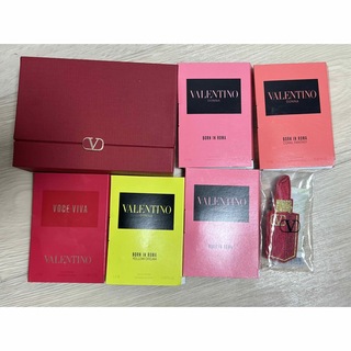 ヴァレンティノ(VALENTINO)のヴァレンティノ　VALENTINO ノベルティ　試供品　香水セット(香水(女性用))