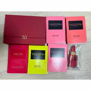 valentino  ヴァレンティノ　ポーチ　香水　セット