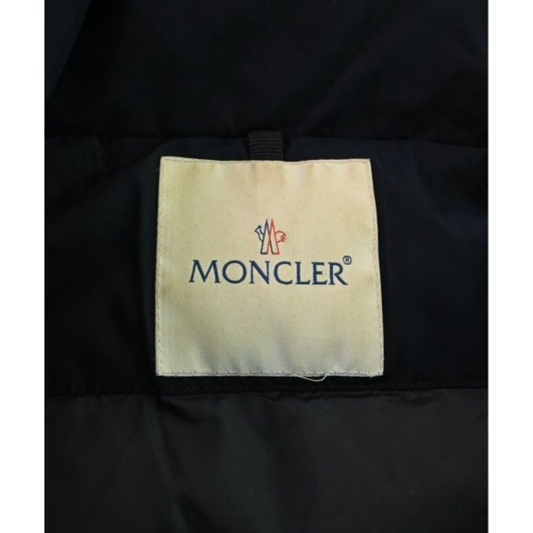 MONCLER(モンクレール)のMONCLER モンクレール ダウンコート 0(XS位) 紺 【古着】【中古】 レディースのジャケット/アウター(ダウンコート)の商品写真