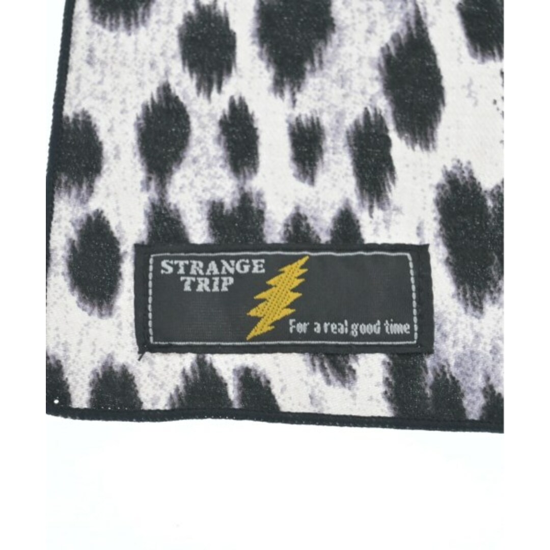 STRANGE TRIP ストレンジトリップ ストール - 黒x白(総柄) 【古着】【中古】 メンズのファッション小物(ストール)の商品写真