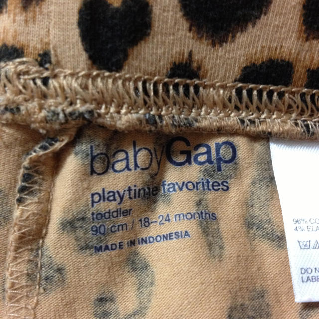 GAP(ギャップ)のGAPレオパードレギンス90cm キッズ/ベビー/マタニティのキッズ服女の子用(90cm~)(その他)の商品写真