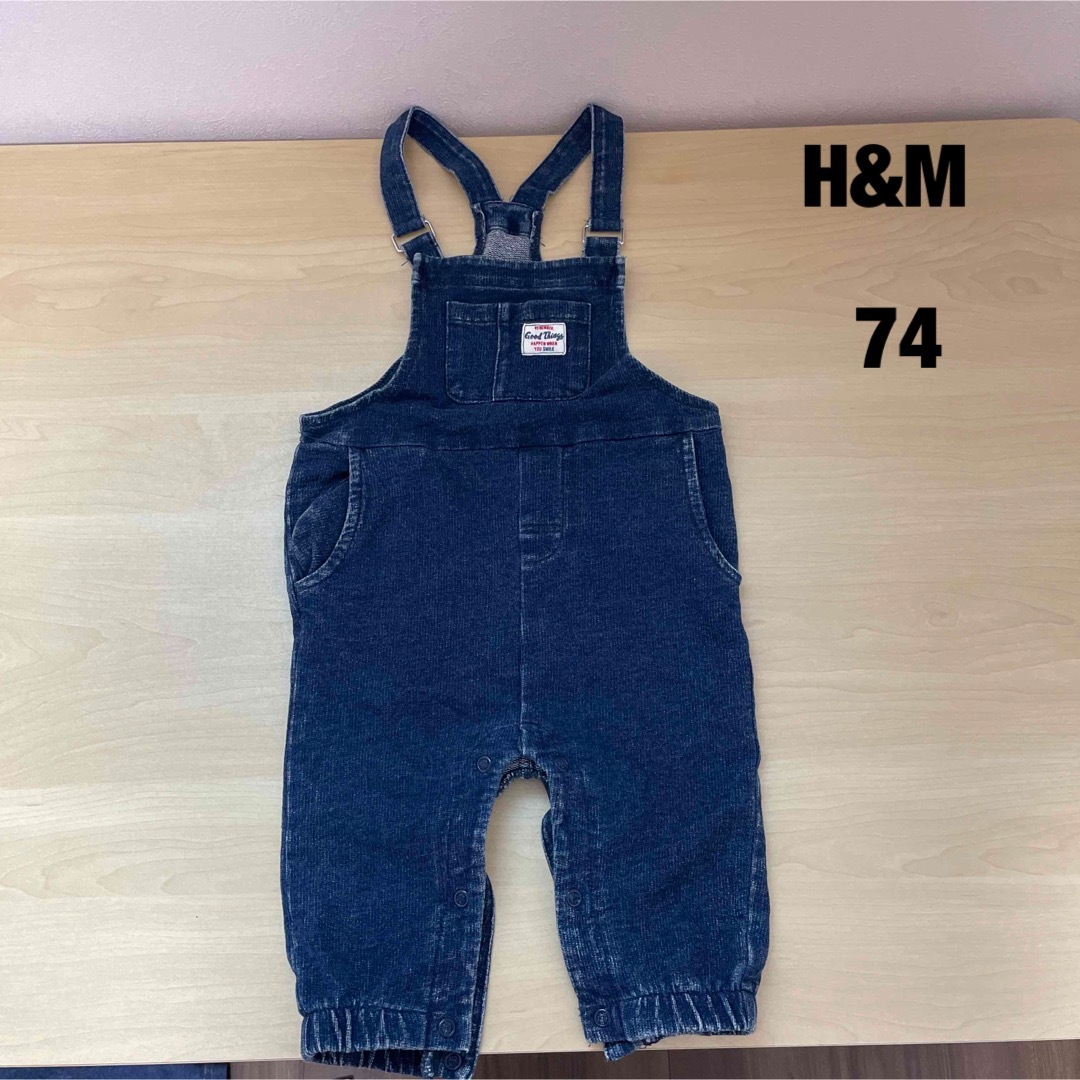 H&M(エイチアンドエム)のH&M 74 オーバーオール　デニム夫婦　男女兼用 キッズ/ベビー/マタニティのベビー服(~85cm)(カバーオール)の商品写真