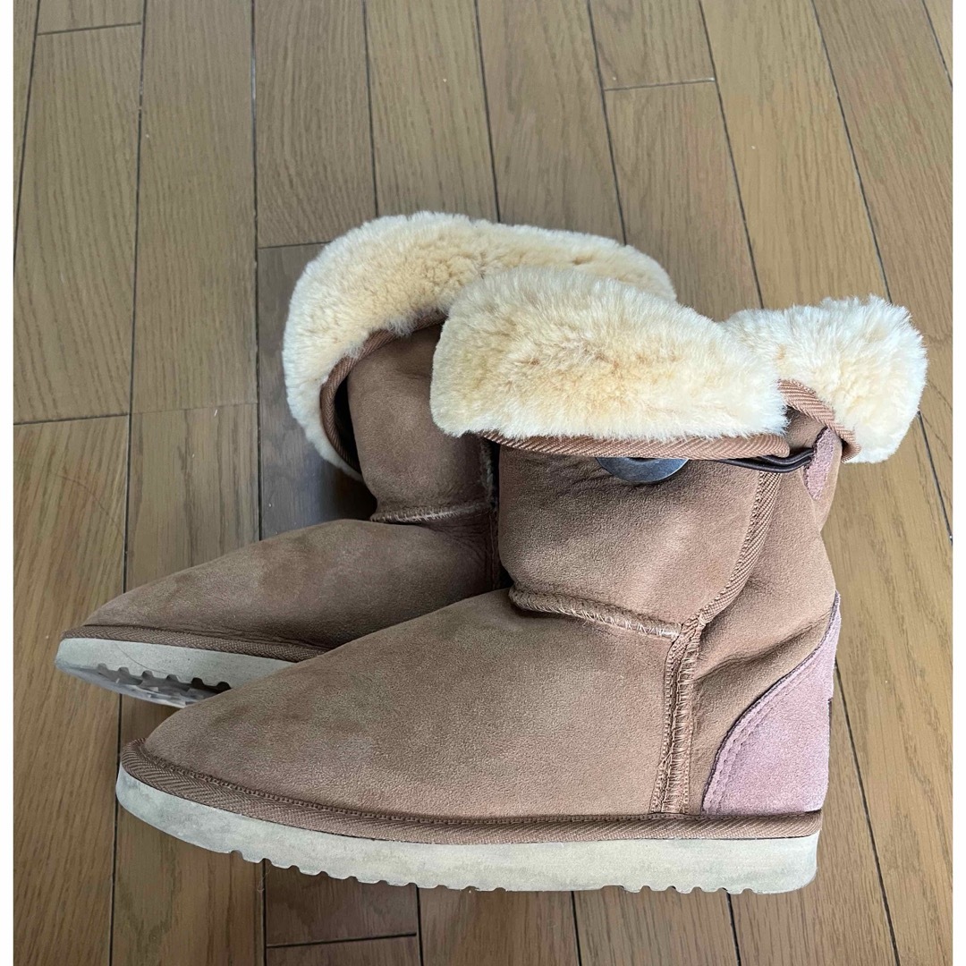 UGG AUSTRALIA(アグオーストラリア)のUGG CHIC EMPIRE 2way ムートンブーツ レディースの靴/シューズ(ブーツ)の商品写真