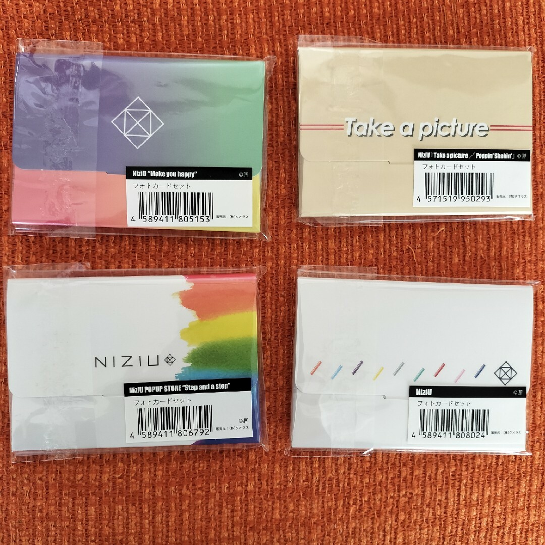 フォトカードセット　4セットおまとめ エンタメ/ホビーのCD(K-POP/アジア)の商品写真