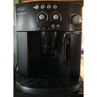 デロンギ(DeLonghi)のデロンギ 全自動コーヒーマシン ESAM1000SJ(1台)(コーヒーメーカー)