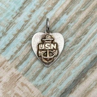 ミリタリー(MILITARY)の希少 USN US NAVY 海軍 ネックレス ハート エンブレム金色(ネックレス)