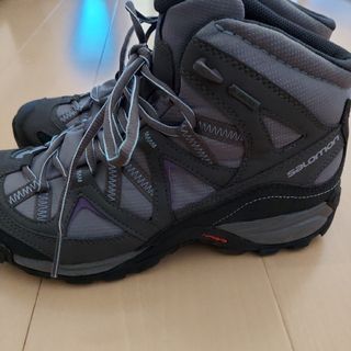 サロモン(SALOMON)のサロモン　登山靴　トレッキング　ハイキング(登山用品)