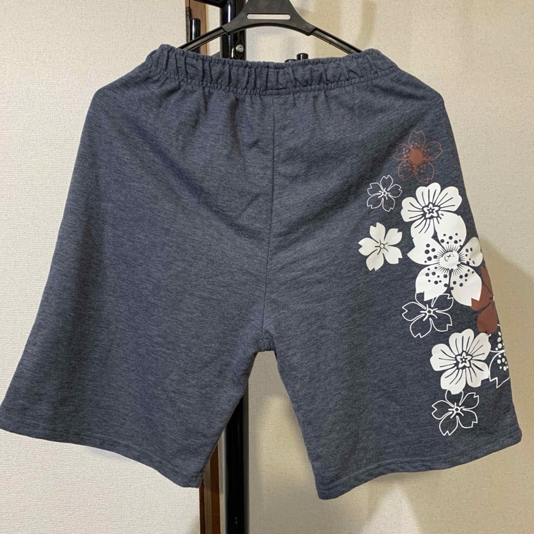 ONE PIECE / チョッパー 桜 和柄 ショートパンツ / サイズ:M メンズのパンツ(ショートパンツ)の商品写真