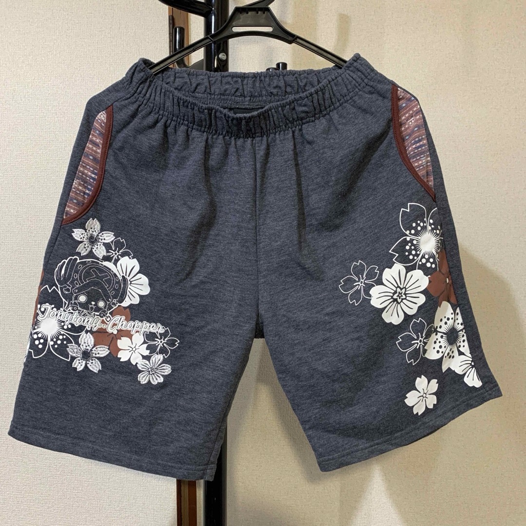 ONE PIECE / チョッパー 桜 和柄 ショートパンツ / サイズ:M メンズのパンツ(ショートパンツ)の商品写真