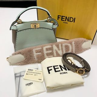 FENDI - 美品 フェンディ 希少 モンクレール コラボ スパイバッグ 