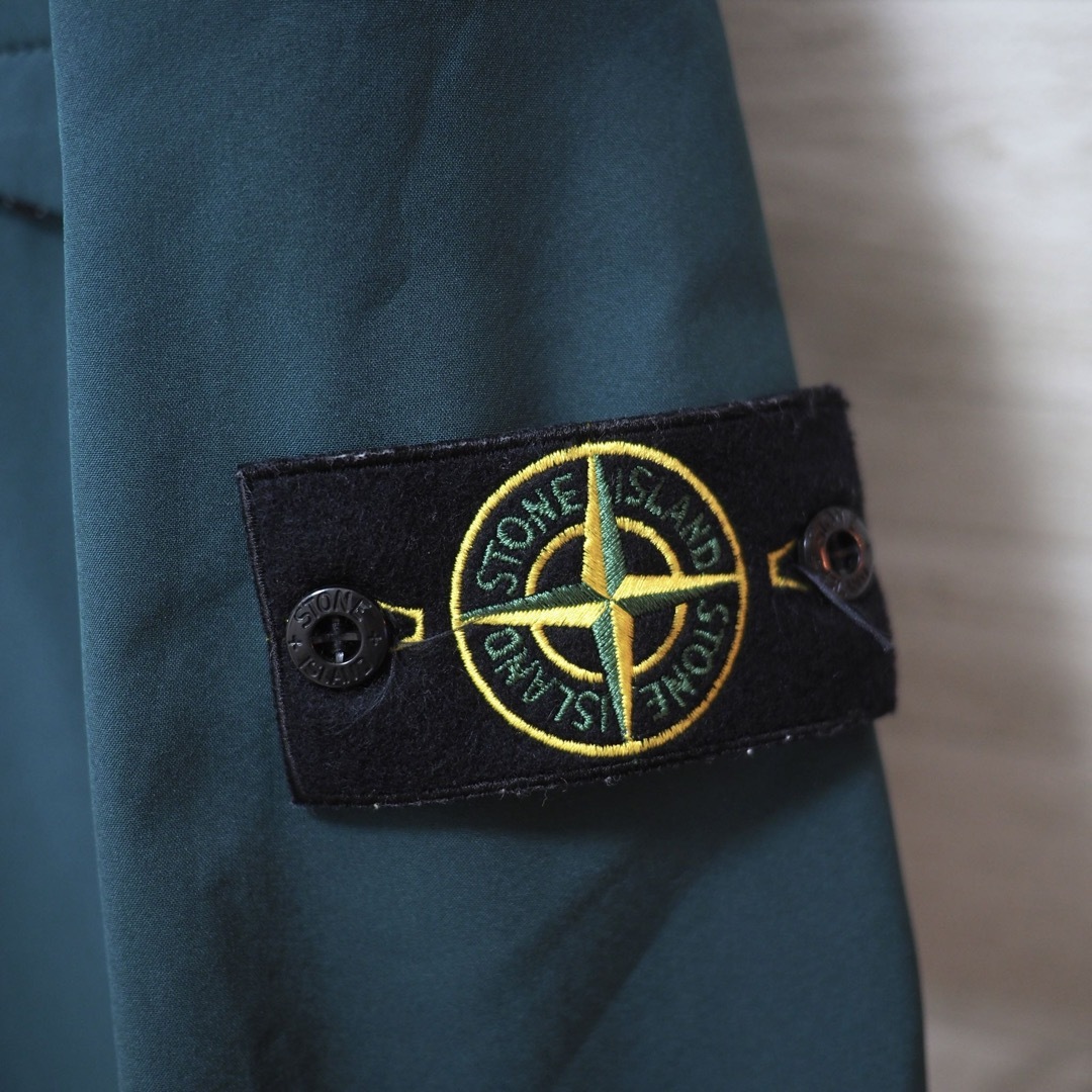 STONE ISLAND(ストーンアイランド)のSTONE ISLAND 23SS Soft Shell-R JKT-Grn/M メンズのジャケット/アウター(ブルゾン)の商品写真