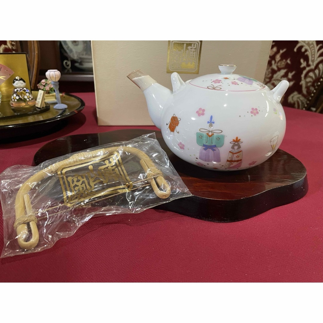 美濃焼 - 庫山窯 雛人形 土瓶茶器 お雛様 ひな祭り 茶器揃 急須 美濃焼 - 庫山窯 雛人形 土瓶茶器 お雛様 ひな祭り 茶器揃 急須
