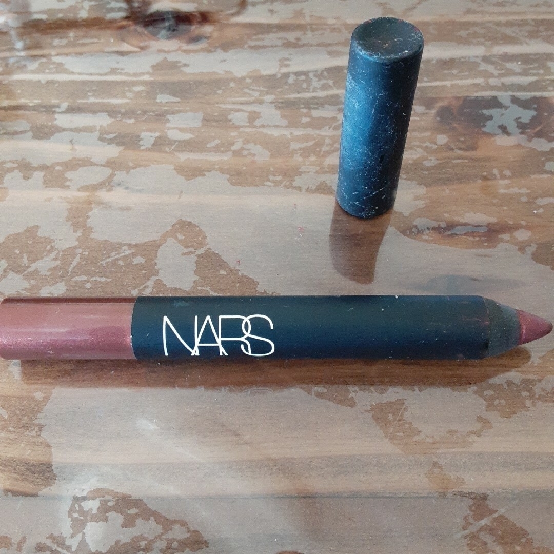 NARS(ナーズ)のナースベルベットマットリップペンシルJ24 コスメ/美容のベースメイク/化粧品(リップライナー)の商品写真
