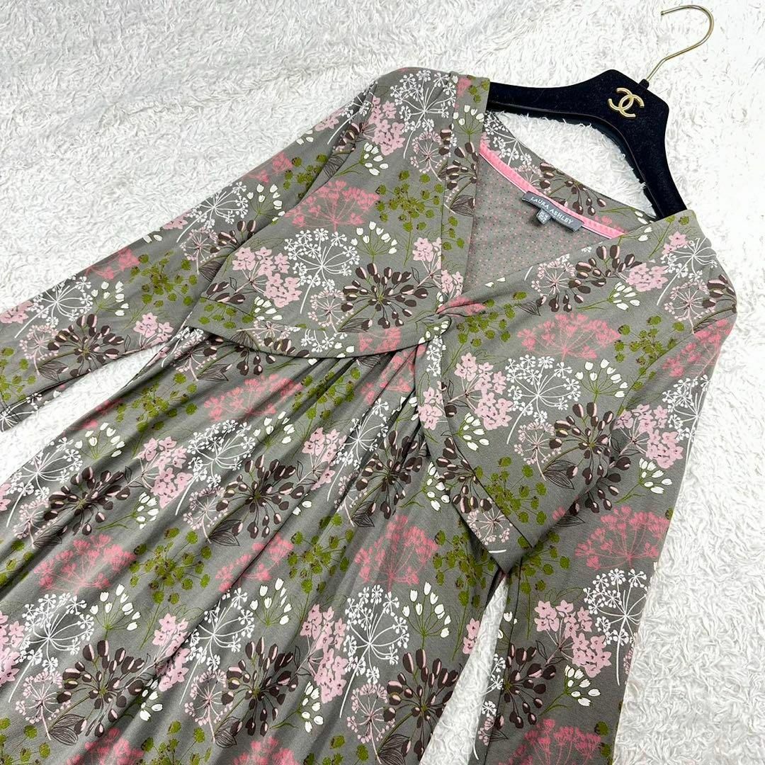 LAURA ASHLEY(ローラアシュレイ)の【美品】LAURA ASHLEYローラアシュレイ 花柄ワンピース Aライン レディースのワンピース(ロングワンピース/マキシワンピース)の商品写真