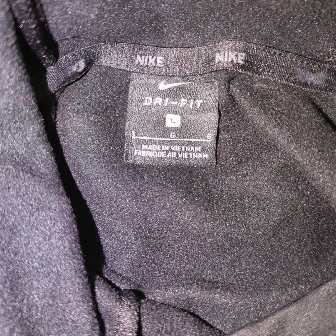 NIKE(ナイキ)の美品 ナイキ パーカー プルオーバー ロゴ フード ブラック L 薄手の裏起毛 メンズのトップス(パーカー)の商品写真